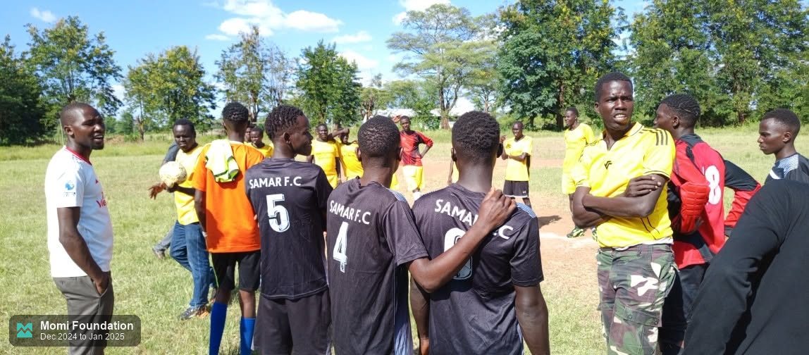 Samar FC players in black kits before the game
